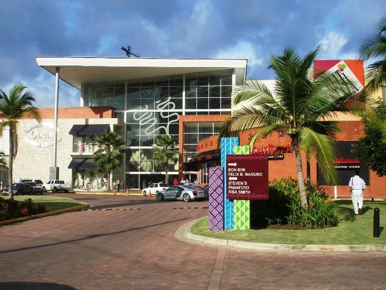 multiplaza mall panama city